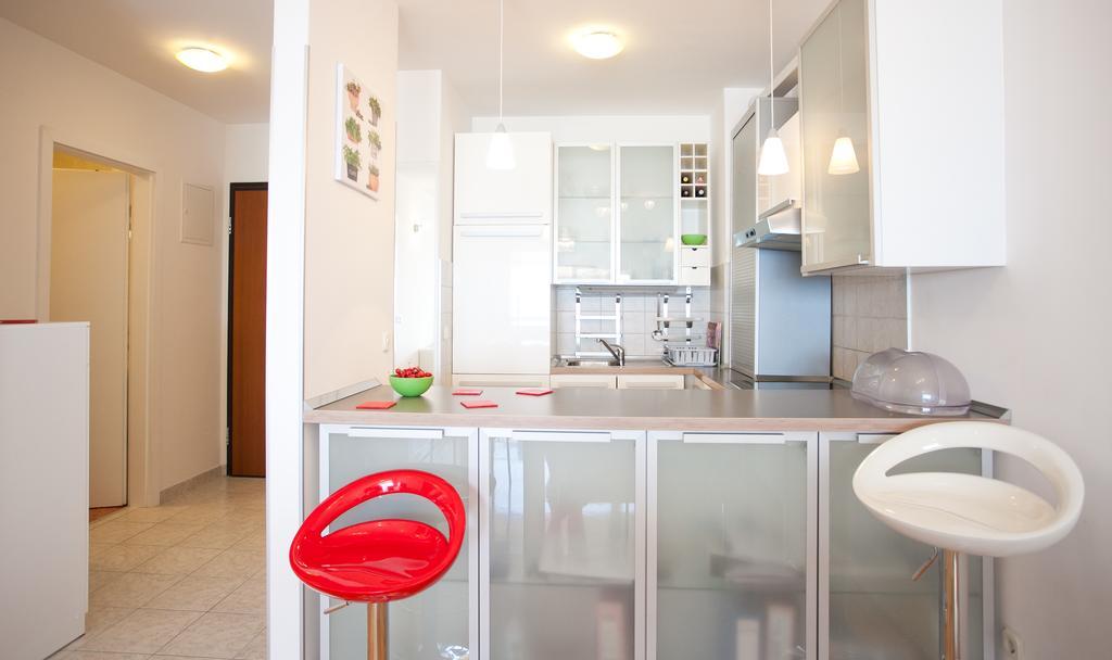 Luxury Beach Front Apt With Seaside View And Free Parking Split Luaran gambar