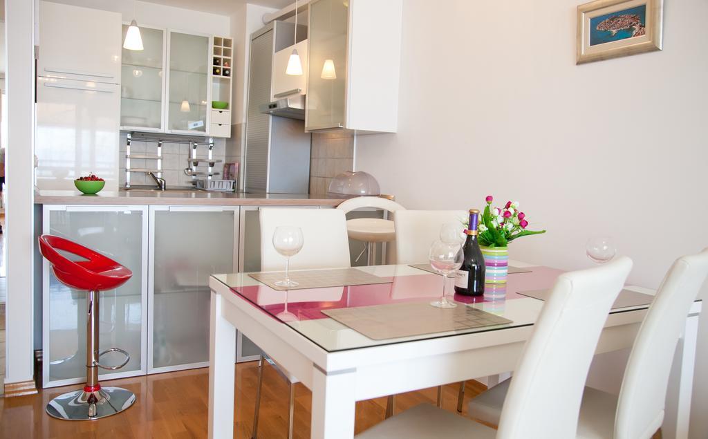 Luxury Beach Front Apt With Seaside View And Free Parking Split Luaran gambar